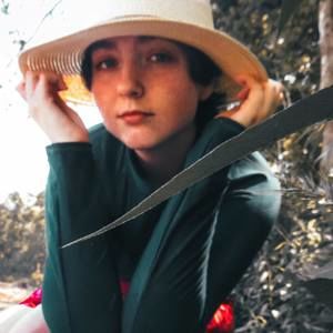 Meet your Posher, Lilly